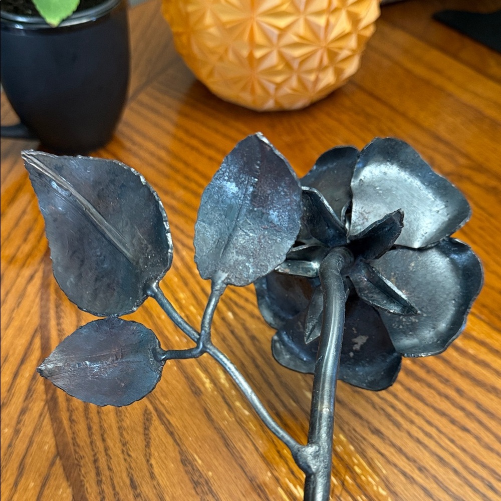 Welded Black Metal Steel Rose Hand-Forged Sculpture Blacksmith Metalwork - Picture 6 of 15